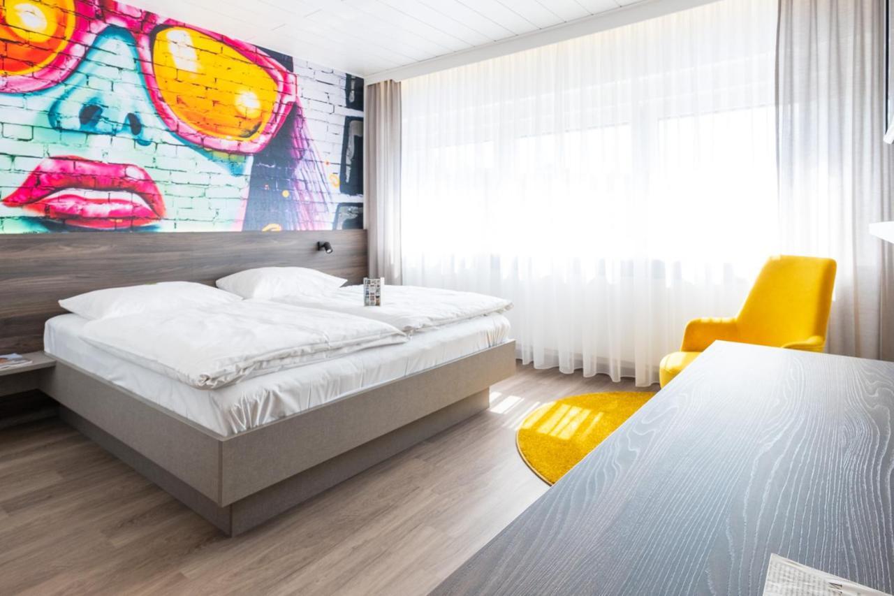 Art-Hotel Braun Kirchheimbolanden Exteriör bild