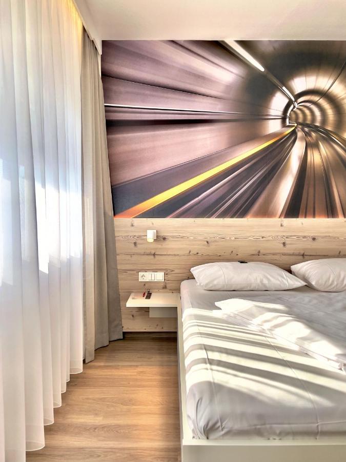 Art-Hotel Braun Kirchheimbolanden Exteriör bild